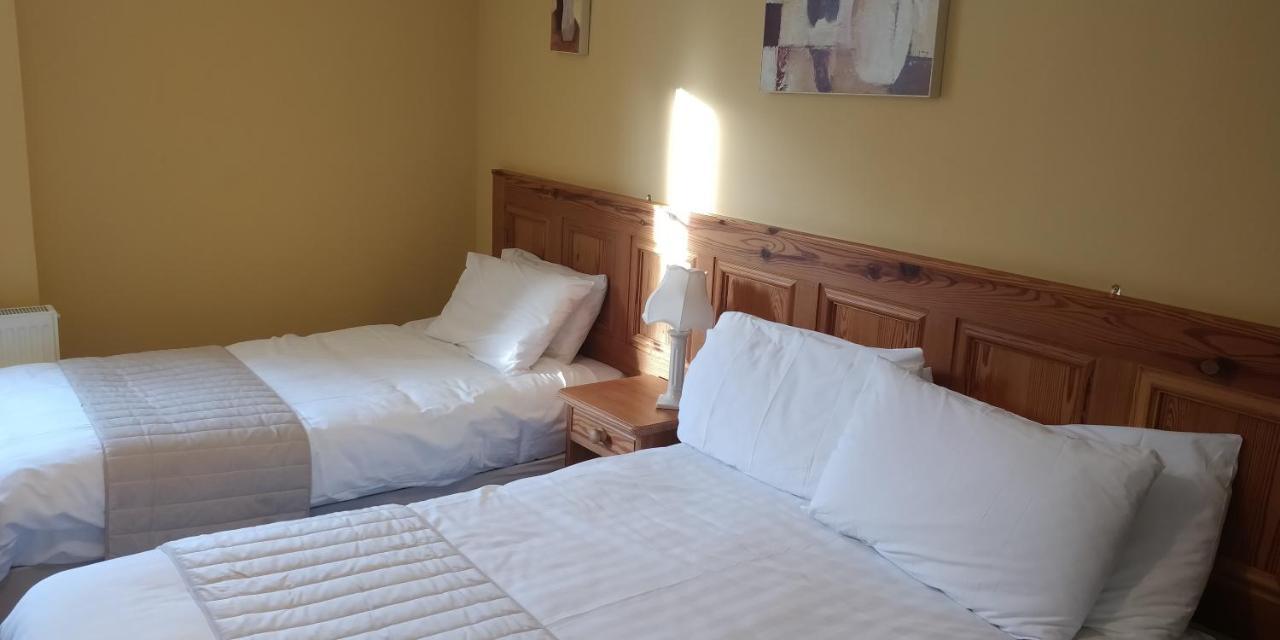 Avonmore House Guest Accommodation Йол Екстериор снимка
