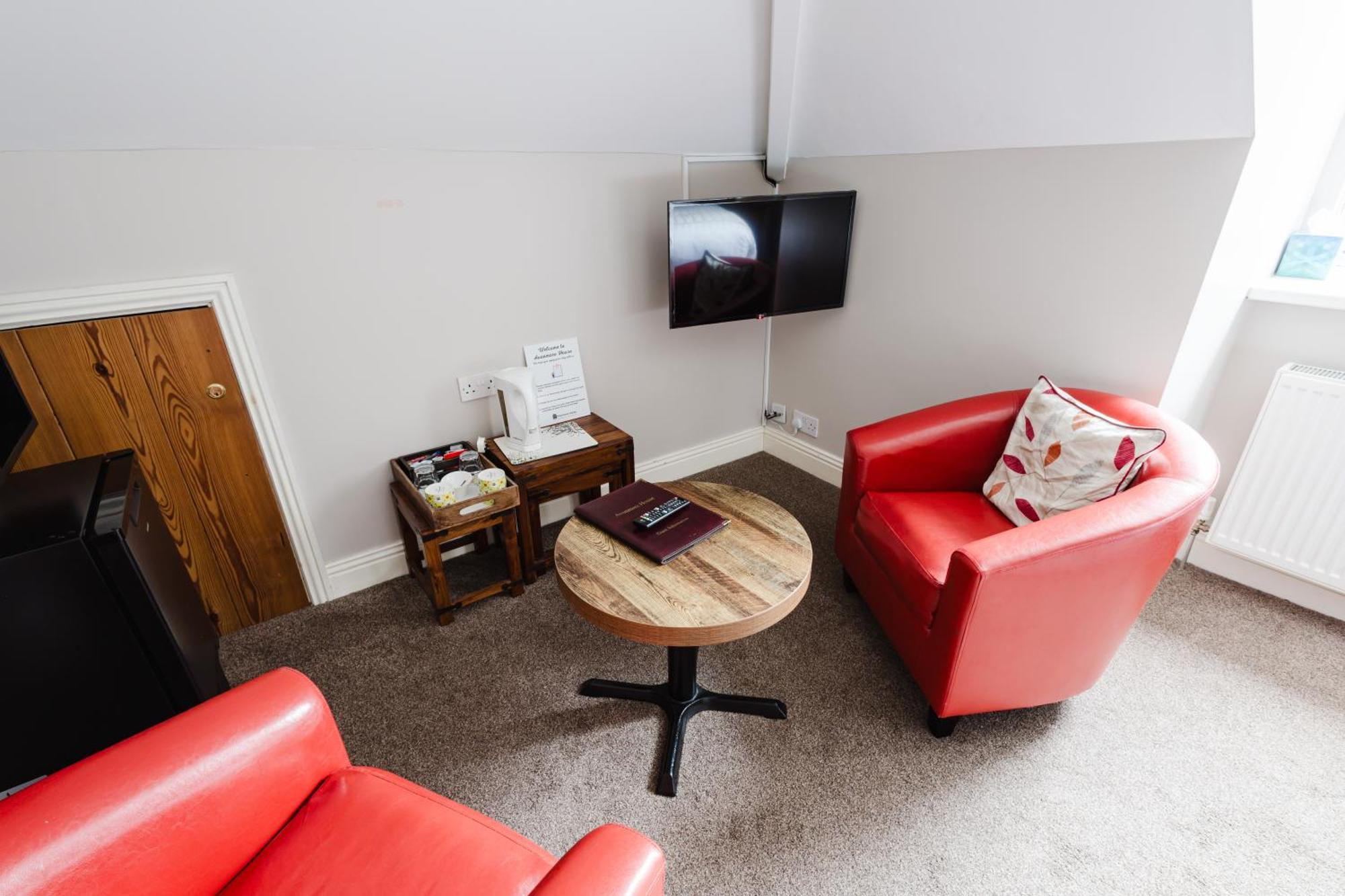 Avonmore House Guest Accommodation Йол Екстериор снимка