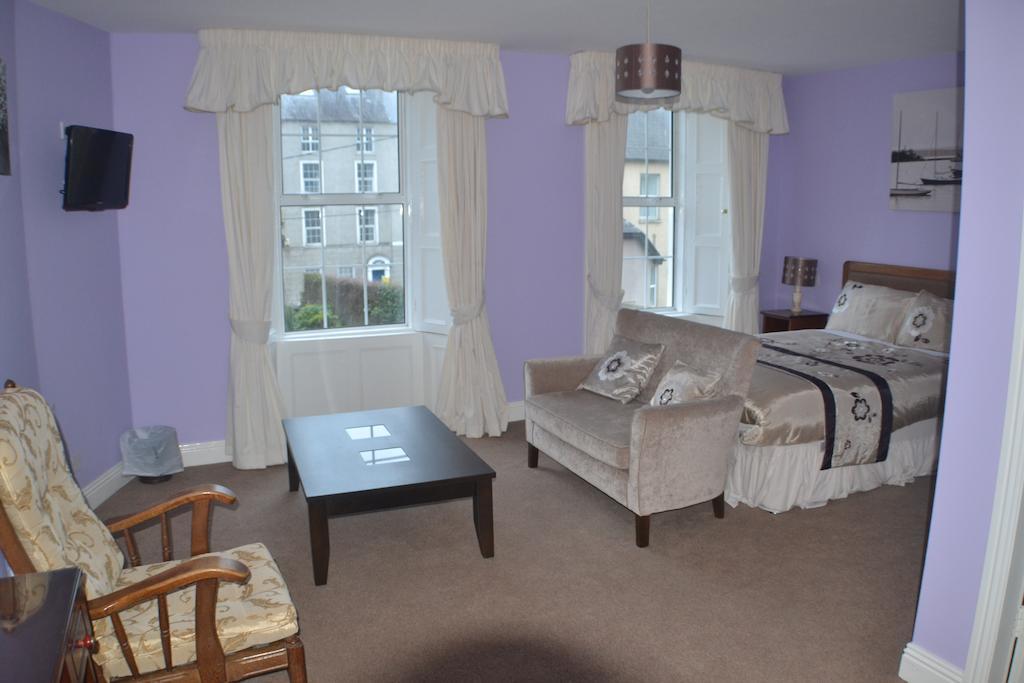 Avonmore House Guest Accommodation Йол Стая снимка